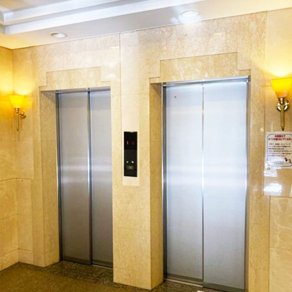 ウィン新宿若松町のエレベーター